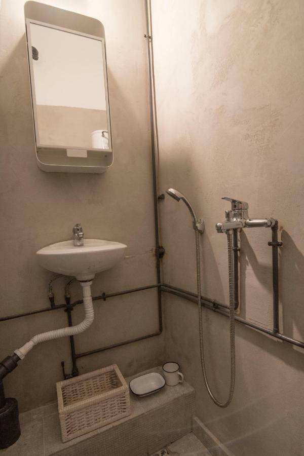 Monastiraki Citycenter Sleepbox- Unspoiled Athens Apartments Kültér fotó